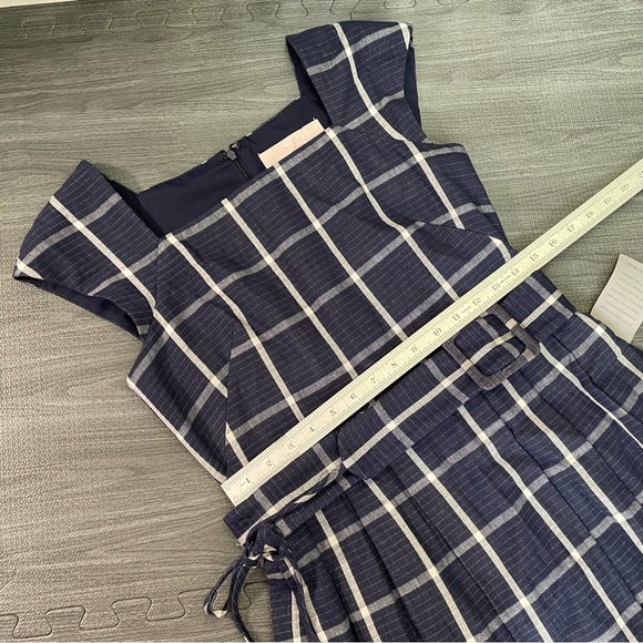 Gal meets glam navy plaid dress - Picture 2 of 8